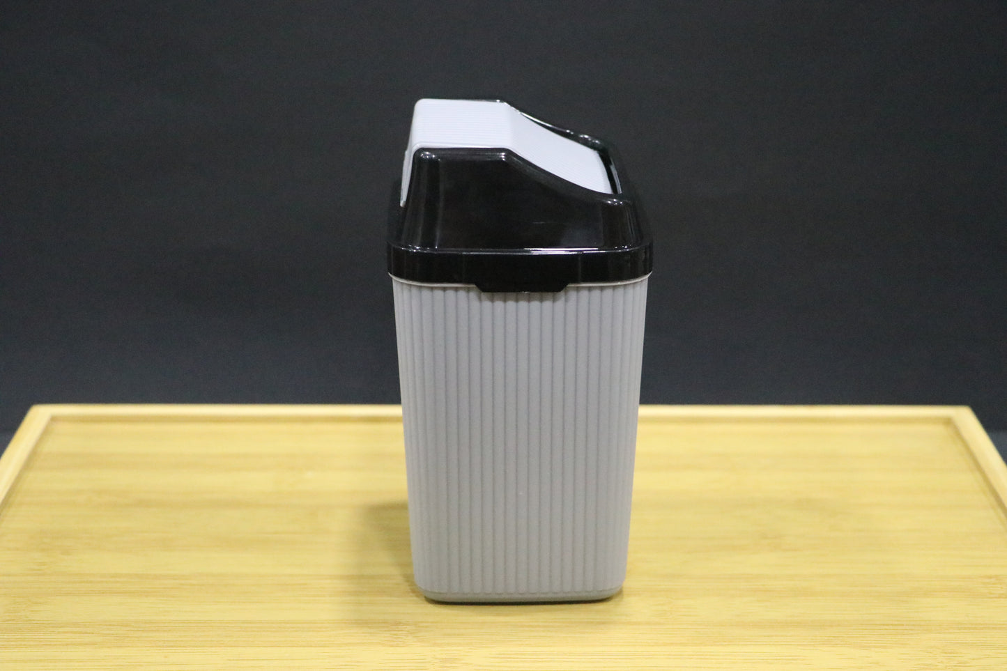 MG Elegant Gray Flip-Top Trash Bin with Swing Lid