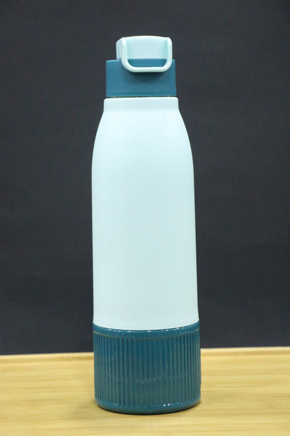 MG Insulated Hydration 700ml Bottle - Safe, Durable & Trendy